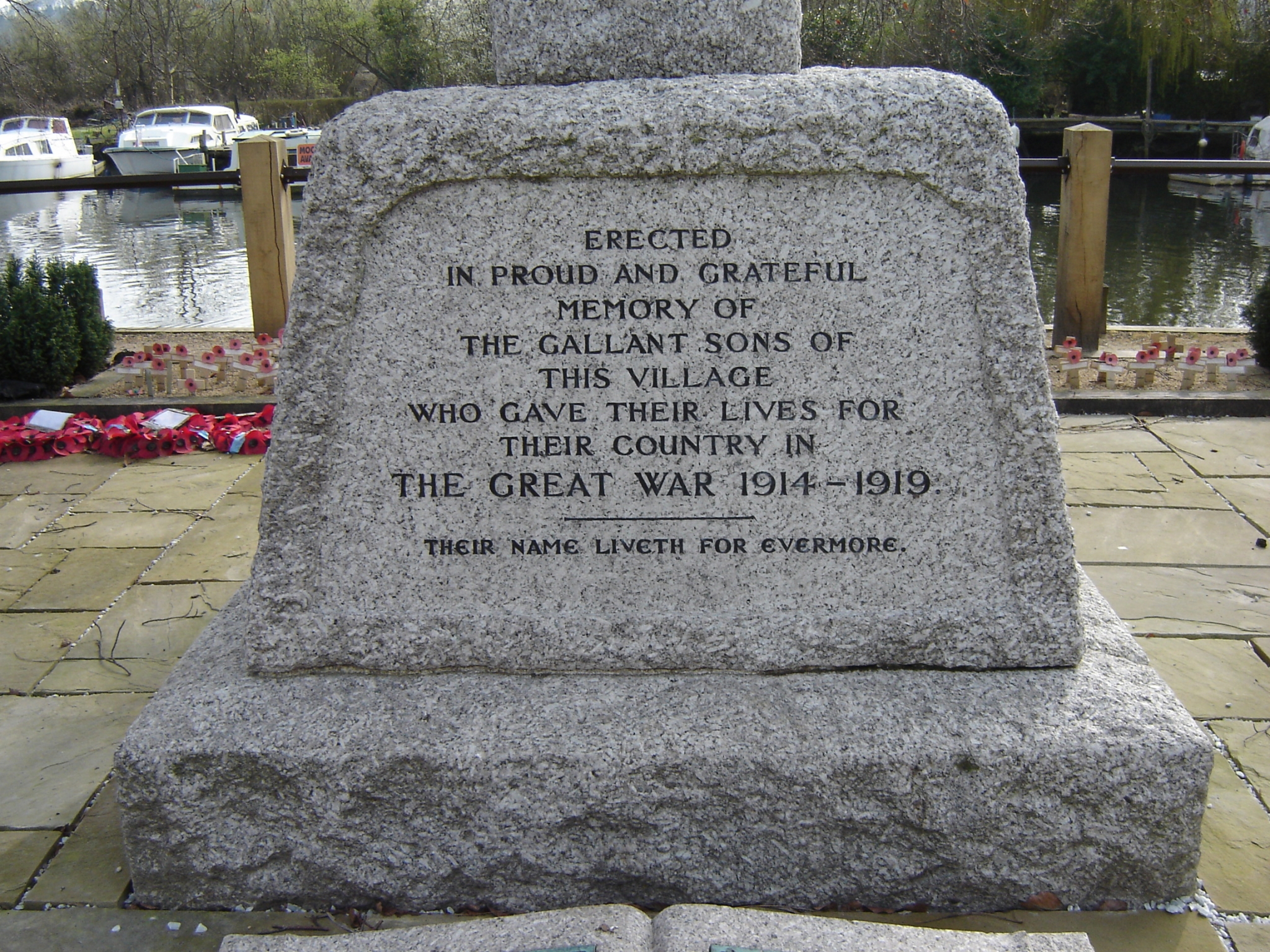 THORPE ST ANDREW WW1 AND WW2 War Memorials Online