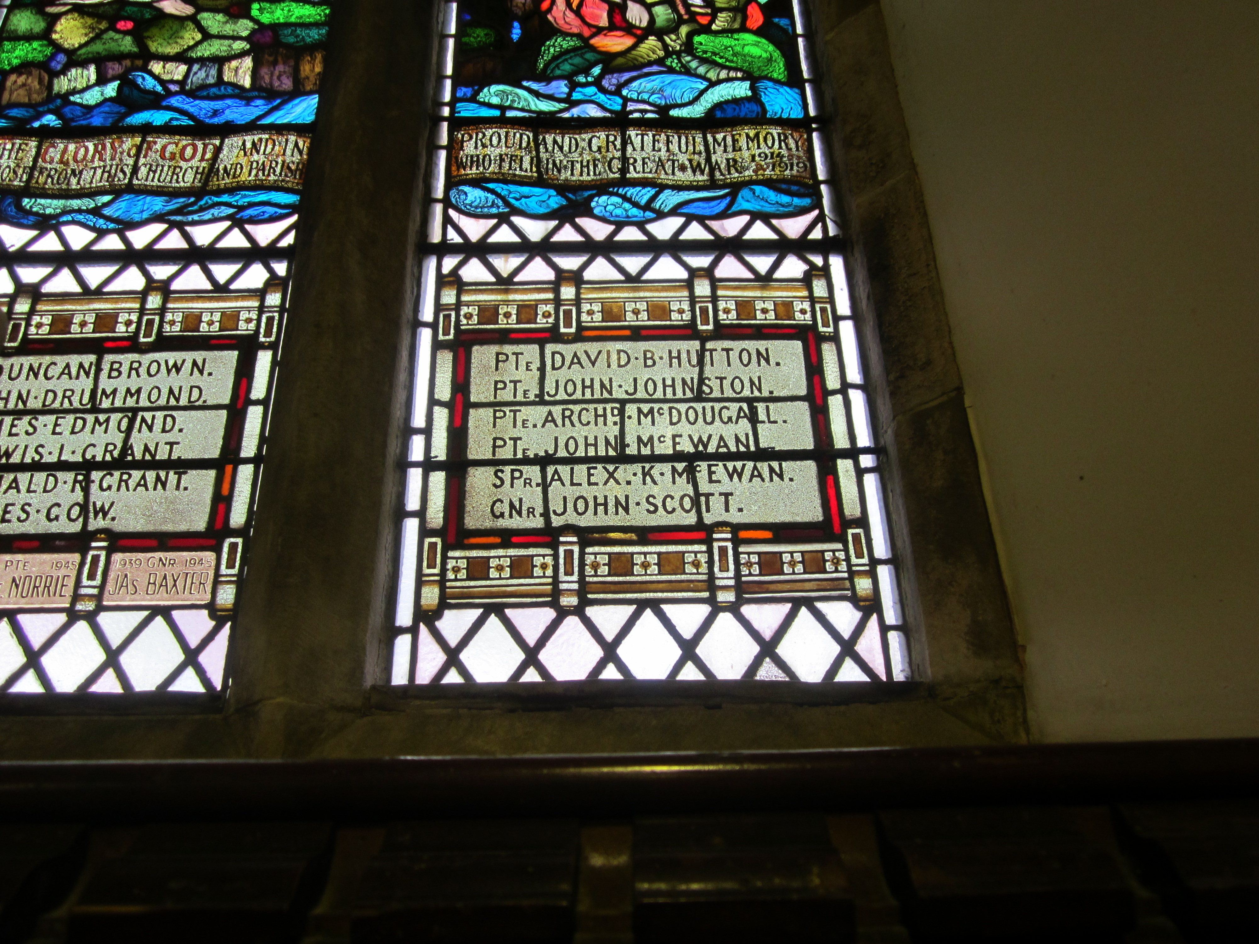 FINTRY STAINED GLASS WINDOW War Memorials Online