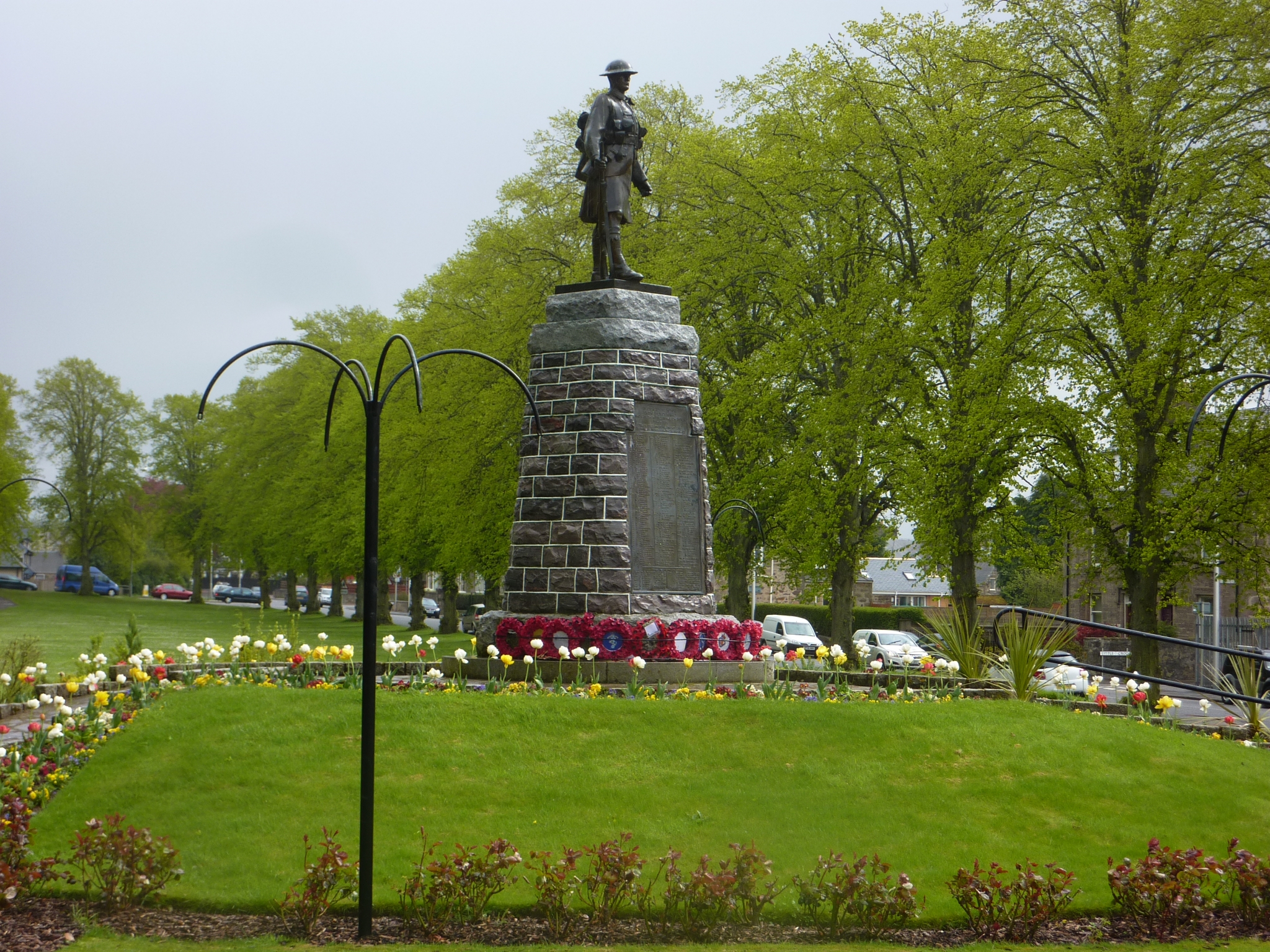 Forres War memorial - War Memorials Online