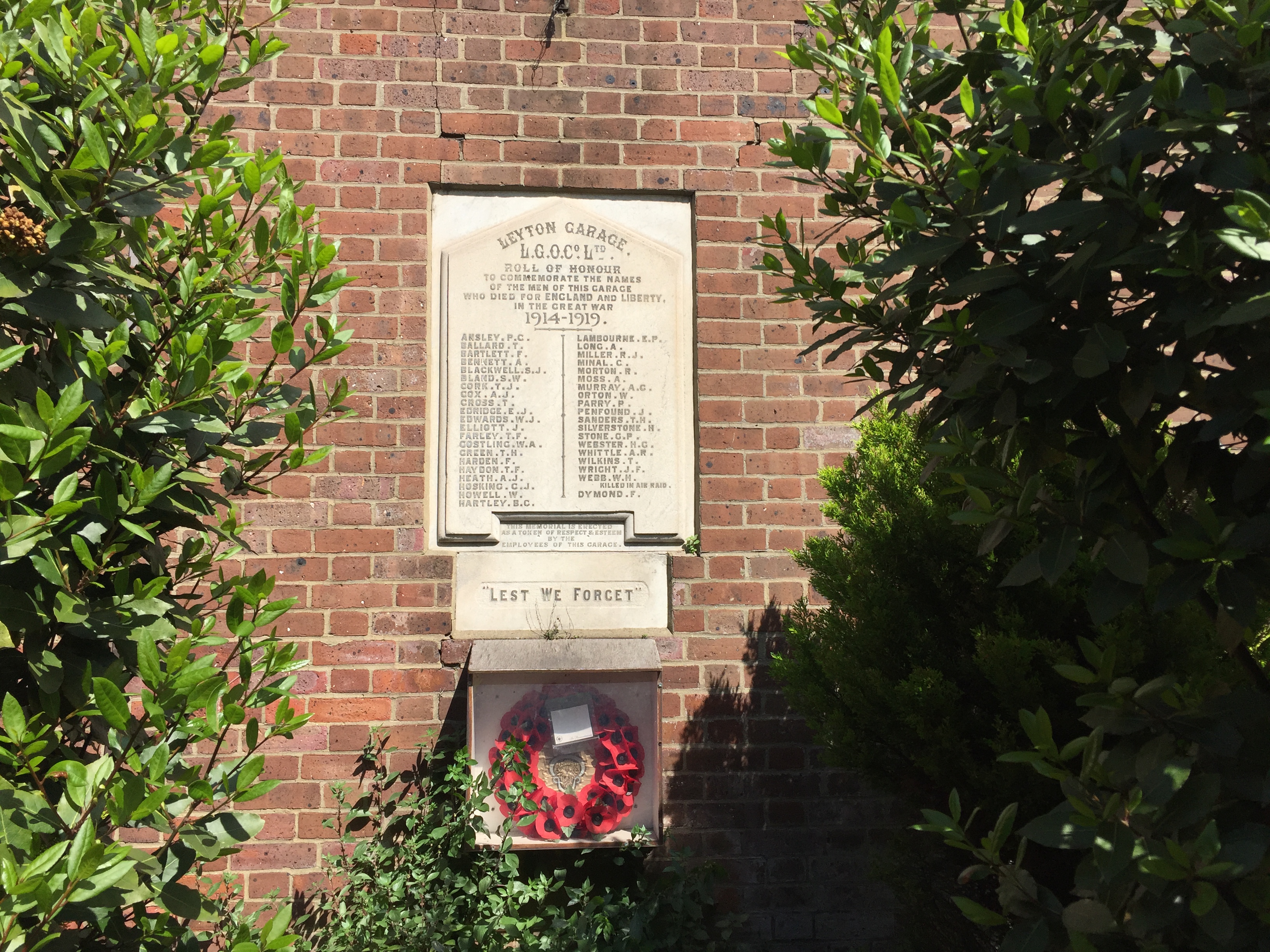Leyton Garage L G O Co Ltd War Memorials Online