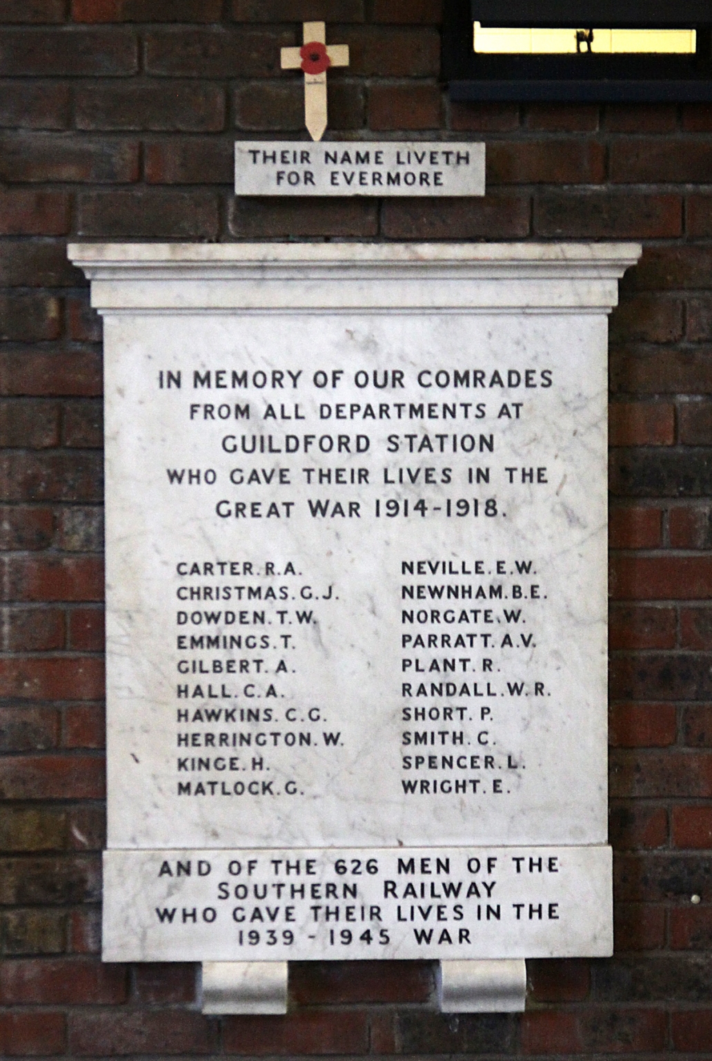 Guildford Station Wwi Staff And Wwii Southern Railway War Memorials Online