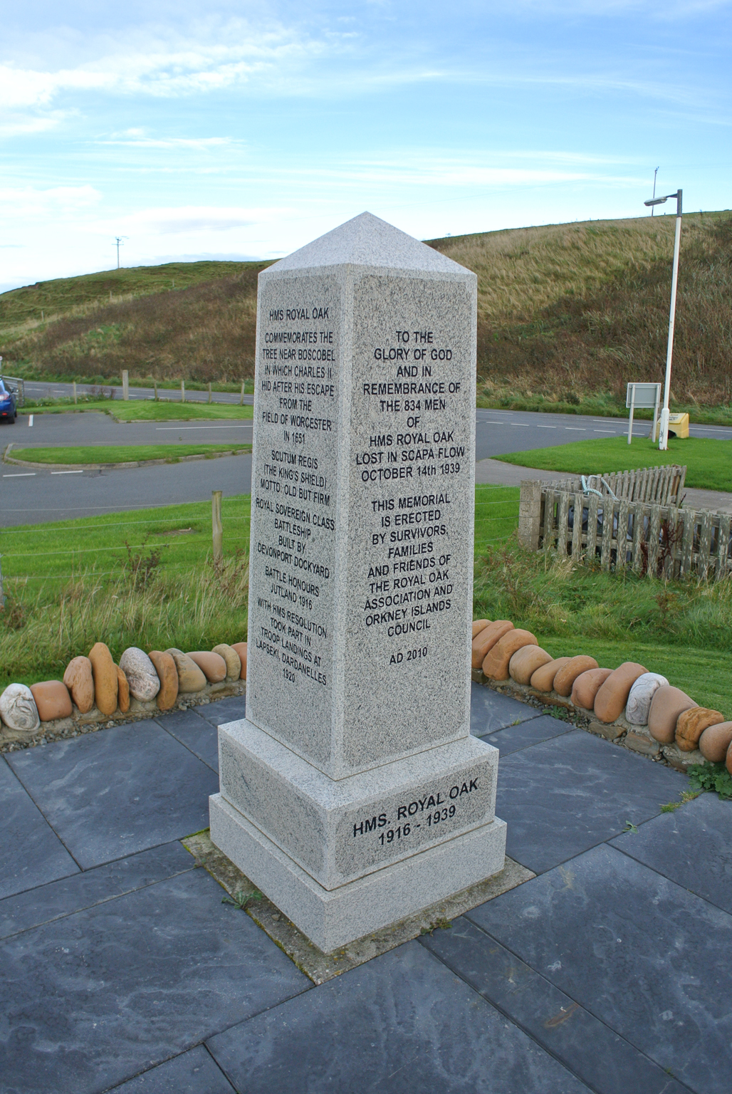 Royal Oak Memorial Garden
