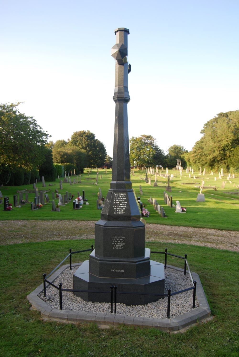 Laceby War Memorial War Memorials Online