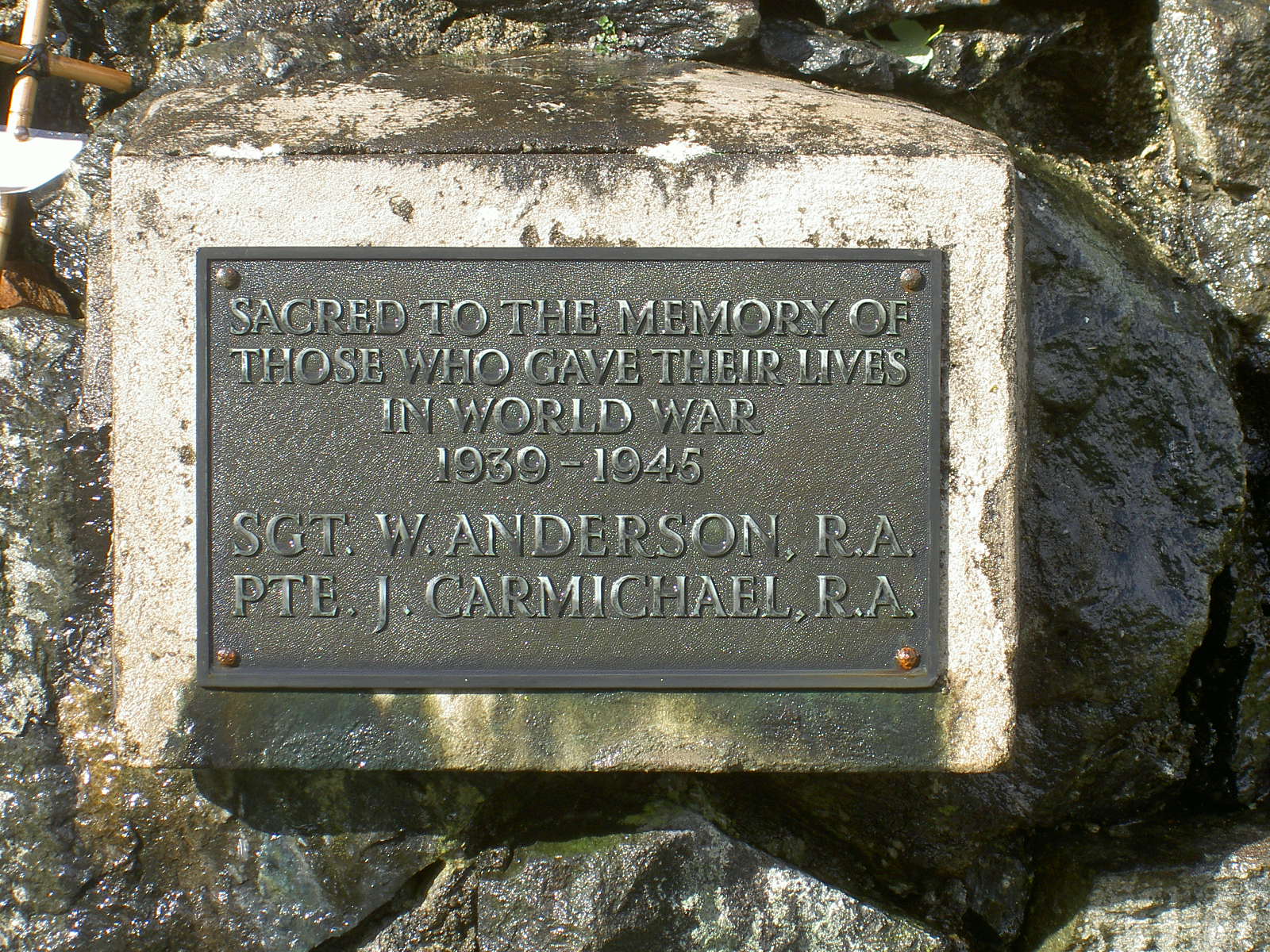 GLEN LYON War Memorials Online